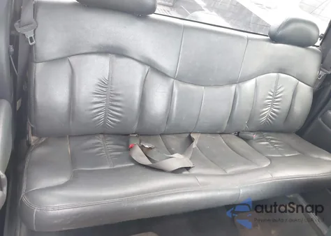 2000 Chevrolet Silverado 1500 Lt z USA, uszkodzony, nr VIN 1GCEK19T7YE311751